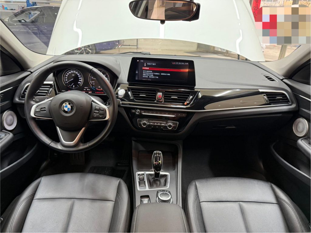 BMW 1 серии 2021 модельный год, обновленная версия 120i M Sport - Huishida Trading