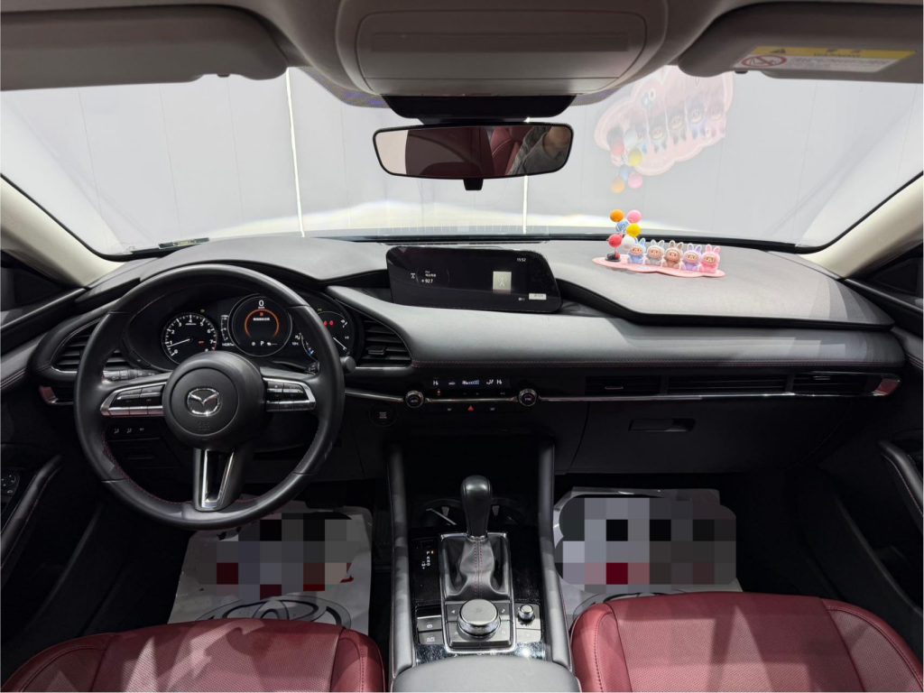 Mazda3 Axela, 2021 г. выпуска, 2,0 л, автоматическая коробка передач, версия «Zhi Rui» - Huishida Trading