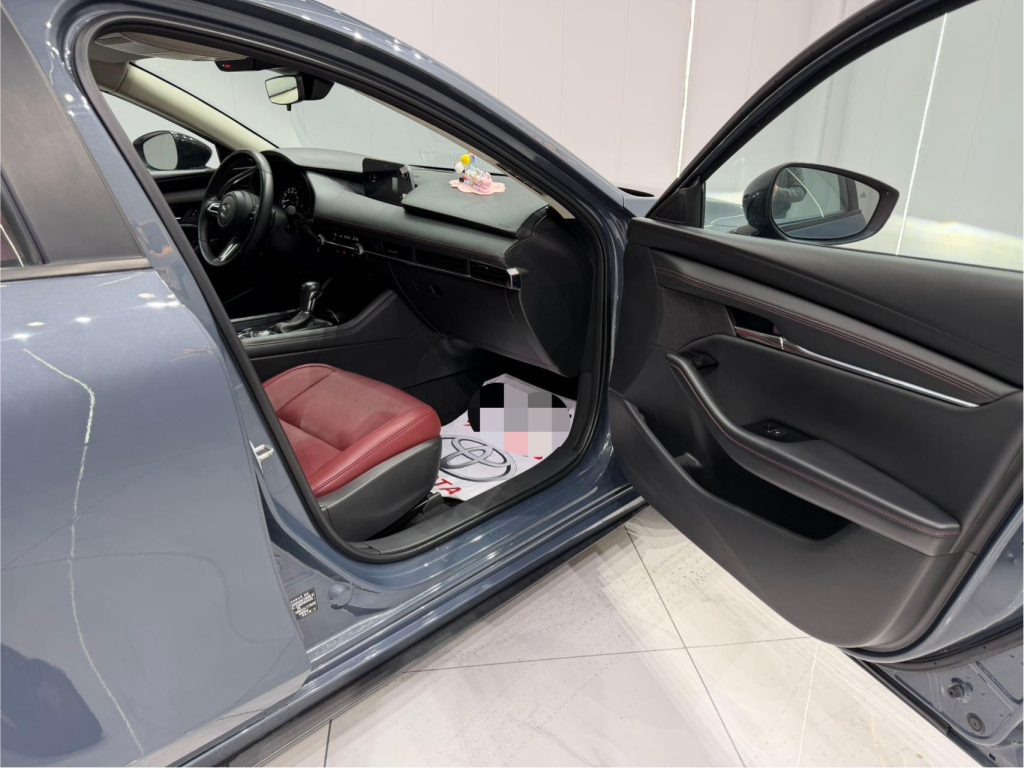 Mazda3 Axela, 2021 г. выпуска, 2,0 л, автоматическая коробка передач, версия «Zhi Rui» - Huishida Trading