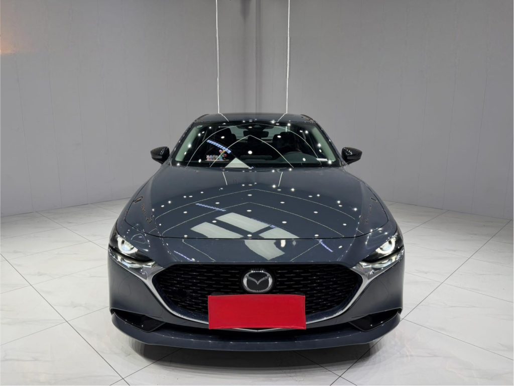 Mazda3 Axela, 2021 г. выпуска, 2,0 л, автоматическая коробка передач, версия «Zhi Rui» - Huishida Trading