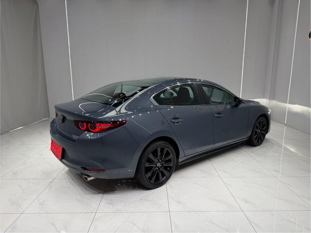 Mazda3 Axela, 2021 г. выпуска, 2,0 л, автоматическая коробка передач, версия «Zhi Rui» - Huishida Trading