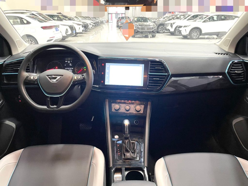 Jetta VS5 2022 модельного года 280TSI Автомат, версия «Highlight Yuexiang» - Huishida Trading