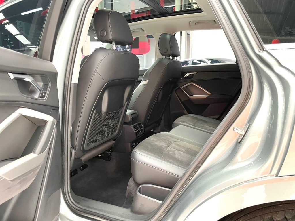 Audi Q3, 2022 модельный год, 35 TFSI, версия «Sporty», стандарты выбросов China VI - Huishida Trading