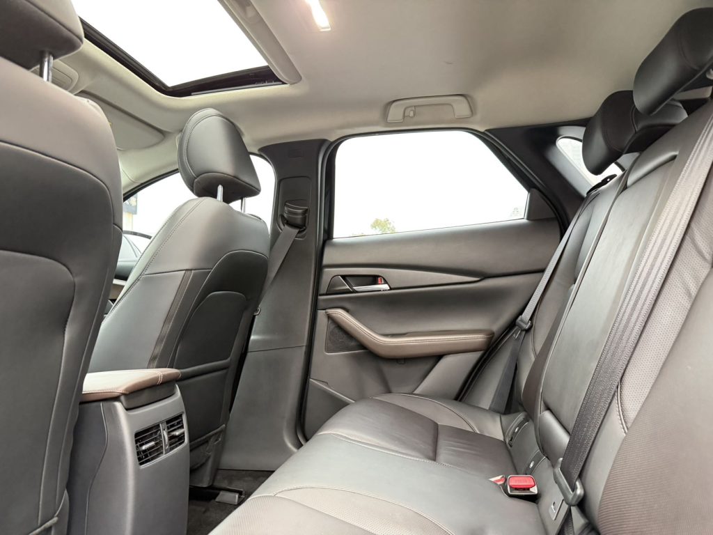 Mazda CX-30 2022 модельного года, 2,0 л, автомат, комплектация «Jia Yue» - Huishida Trading