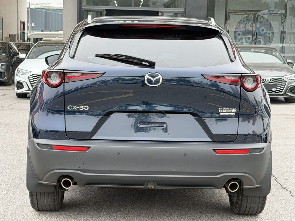 Mazda CX-30 2022 модельного года, 2,0 л, автомат, комплектация «Jia Yue» - Huishida Trading