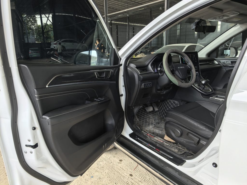 Haval M6, 2021 модельный год, версия PLUS 1.5T DCT Luxury Smart Connect - AUTO STAR