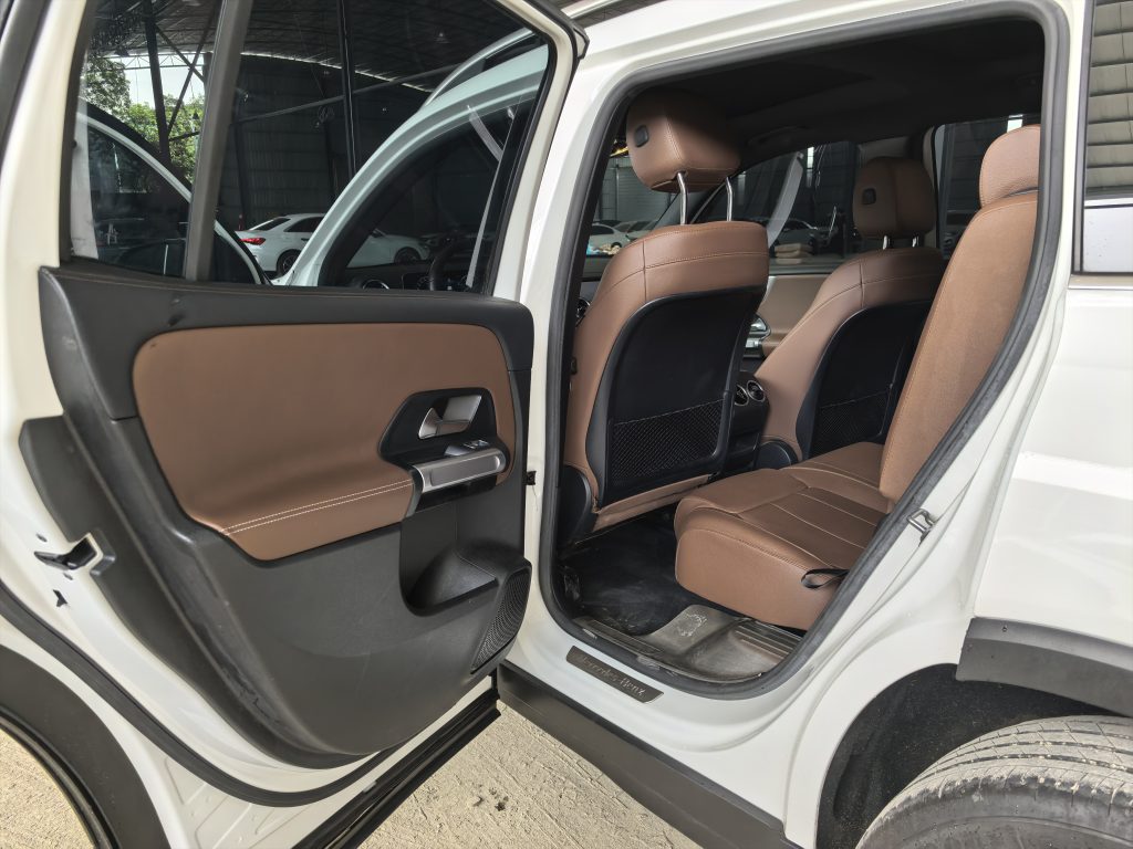 Mercedes-Benz GLB 2020 года, версия 180 Style, 7-местный - AUTO STAR