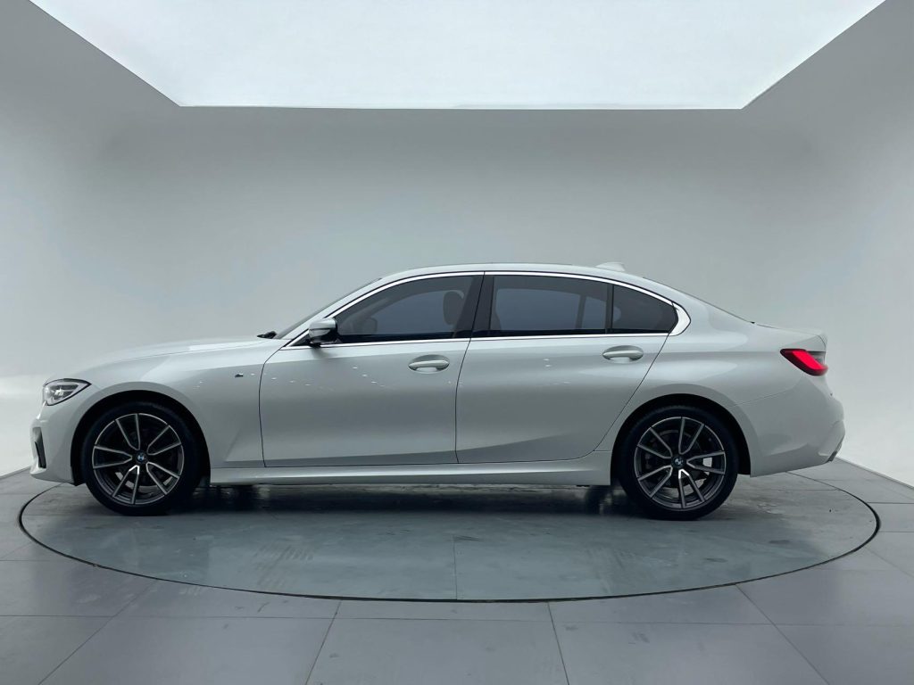 BMW 3 серии 2022 модельный год 320Li M Sport - AUTO STAR