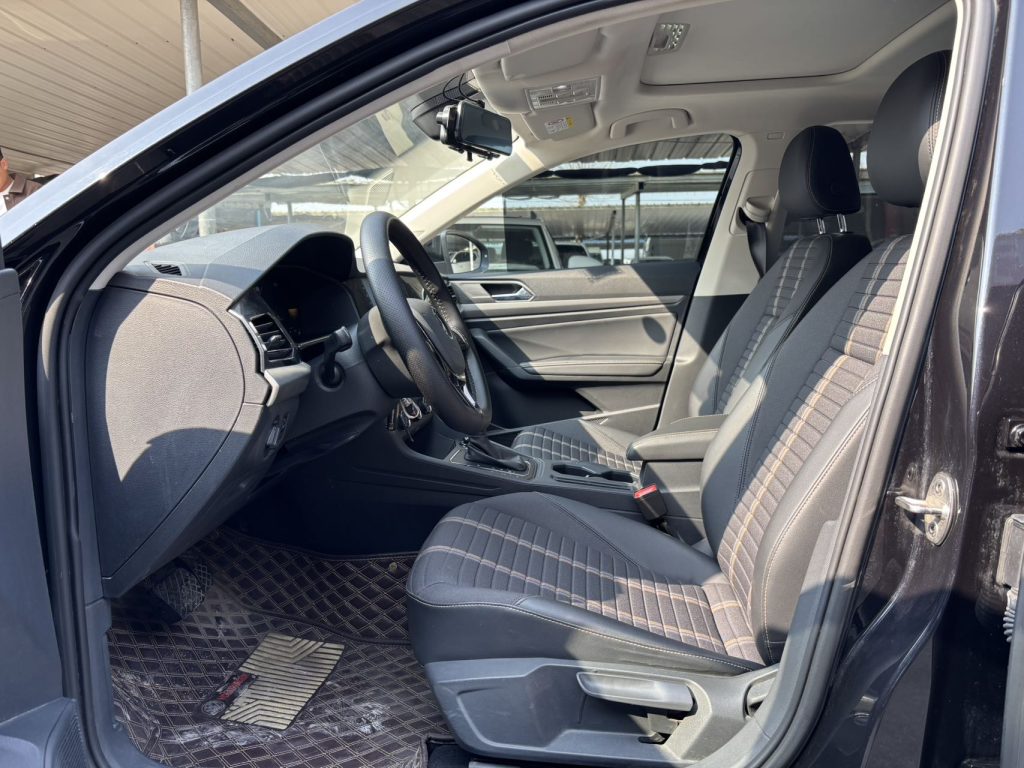 Lavid 2021 года, 280TSI DSG, версия «Комфорт» - AUTO STAR