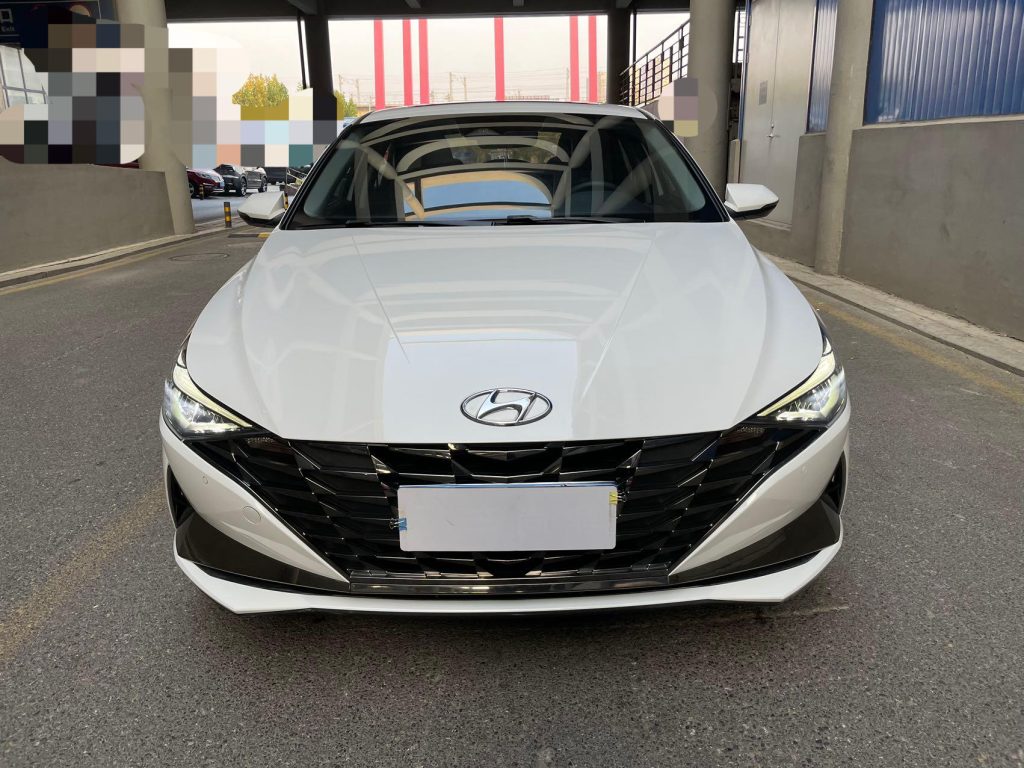 Hyundai Elantra, 2022 модельный год, 1,5 л, CVT, версия LUX, стандарты выбросов - AUTO STAR