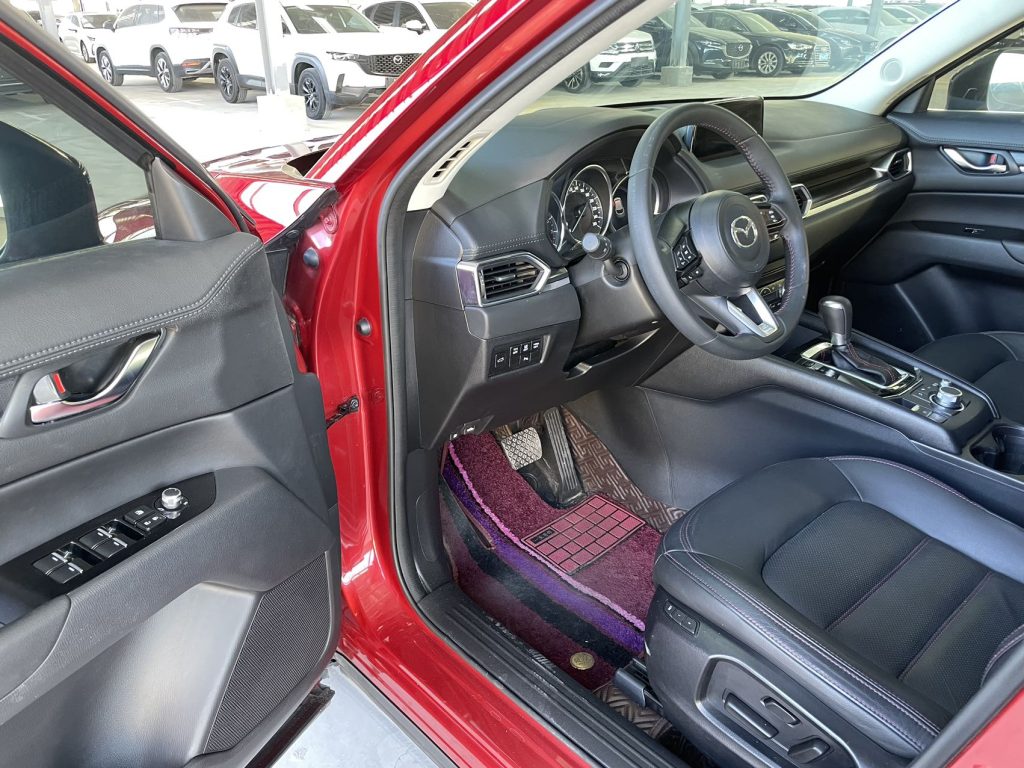 Mazda CX-5, 2021 г. выпуска, 2,0 л, АКПП, передний привод, версия «Black Knight» - AUTO STAR