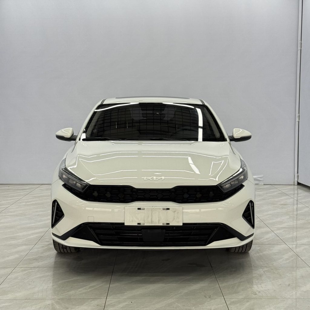 Kia K3, 2023 модельный год, 1.4T DCT, версия «Люкс» - AUTO STAR