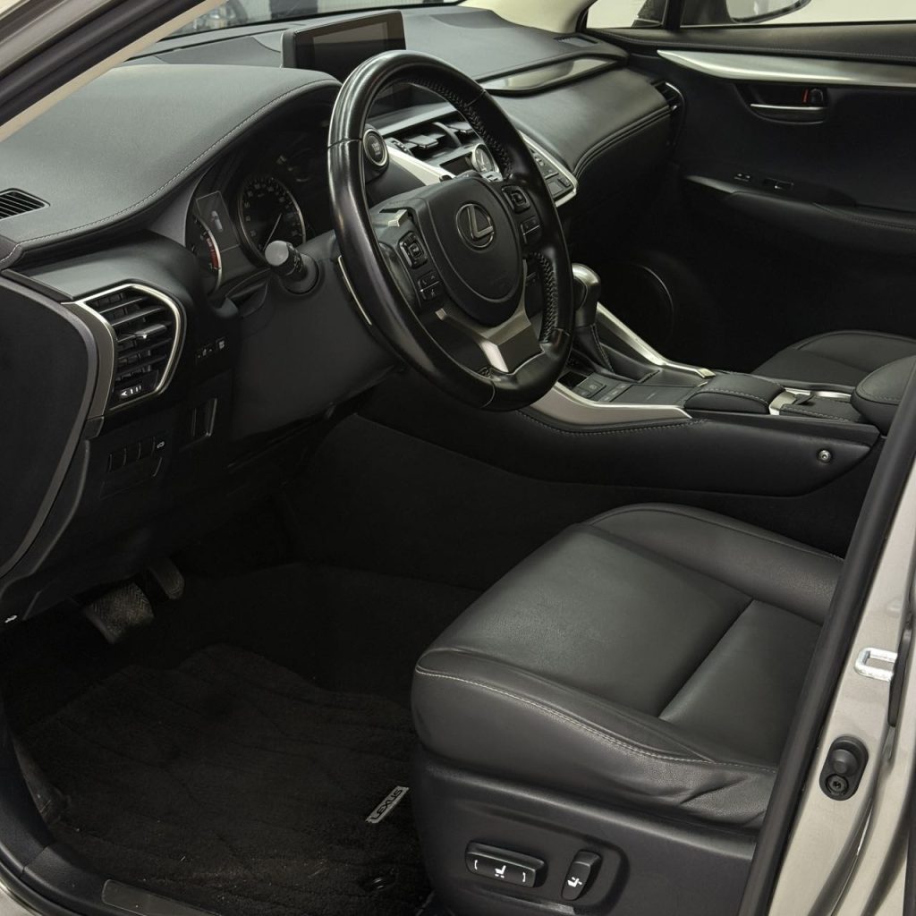 Lexus NX 2020 модельный год 200 Передний привод Версия Fengyi Стандарт China VI - AUTO STAR