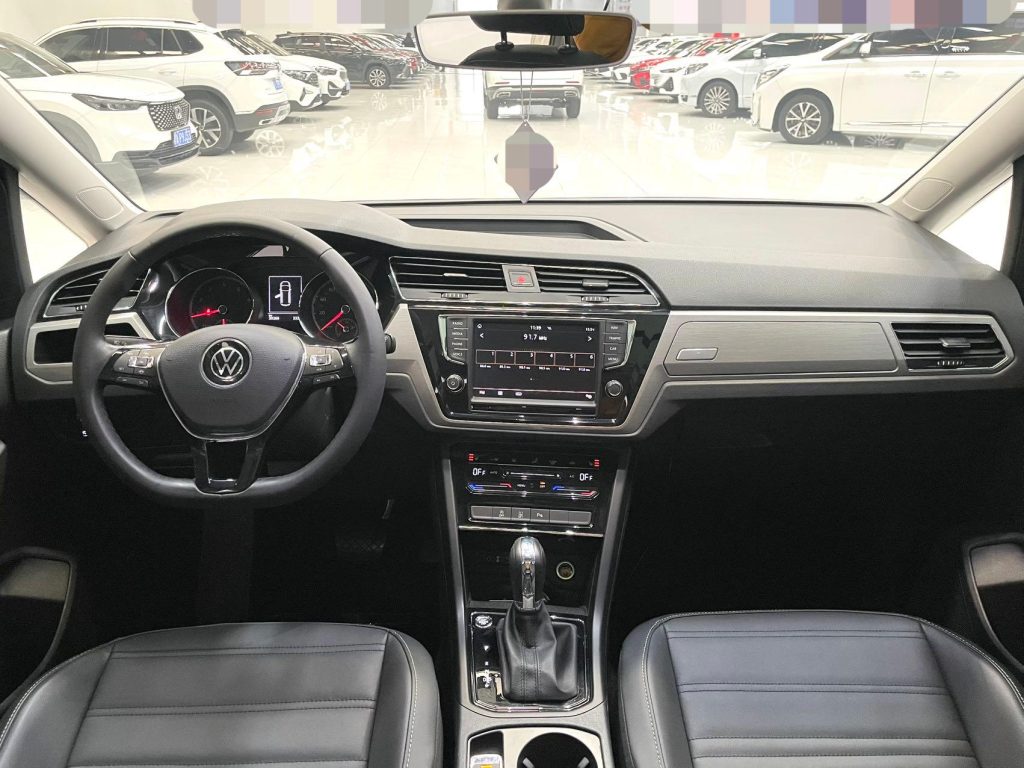 Volkswagen Touran L, 2022 модельный год, L 280TSI DSG «Tuo Jie» Edition, 7-местный - AUTO STAR