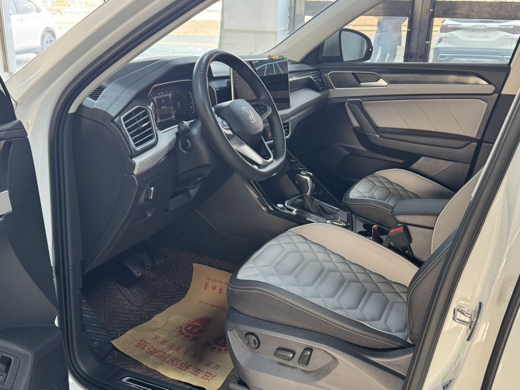 Volkswagen TAYRON, 2023 модельный год, 280TSI, передний привод, версия «Luxury Plus Advanced» - AUTO STAR