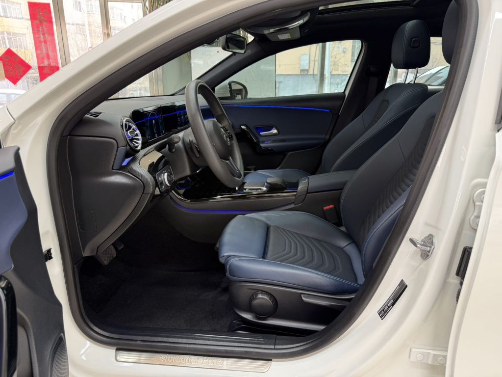 Mercedes-Benz A-класс, 2022 модельный год, A180L - AUTO STAR