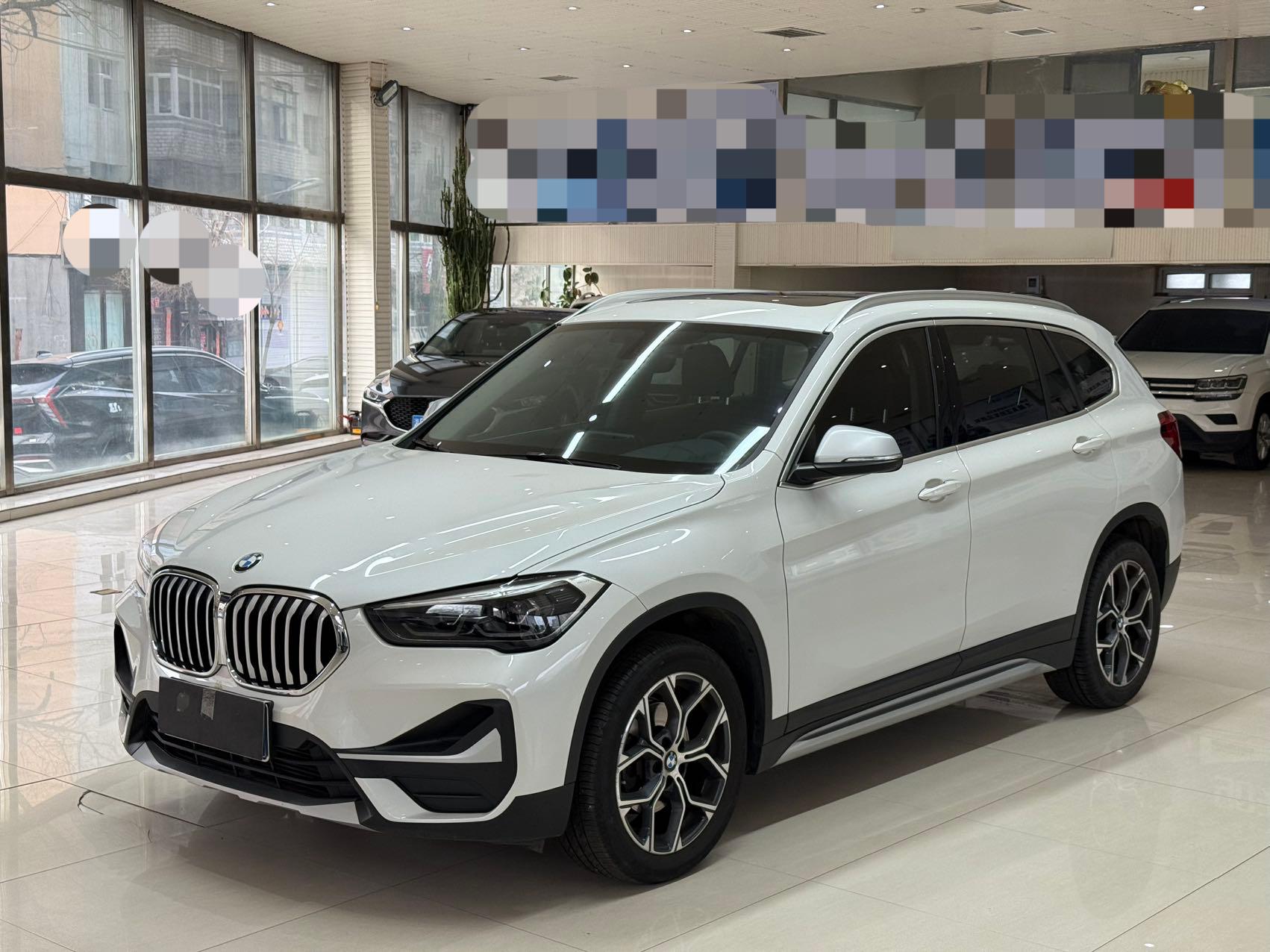 BMW X1 2022 модельного года sDrive20i  Комплектация «Style»