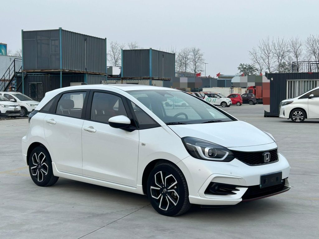 Honda LIFE 2021 модельного года 1,5 л CVT SPO-SS «Динамичная версия» - AUTO STAR