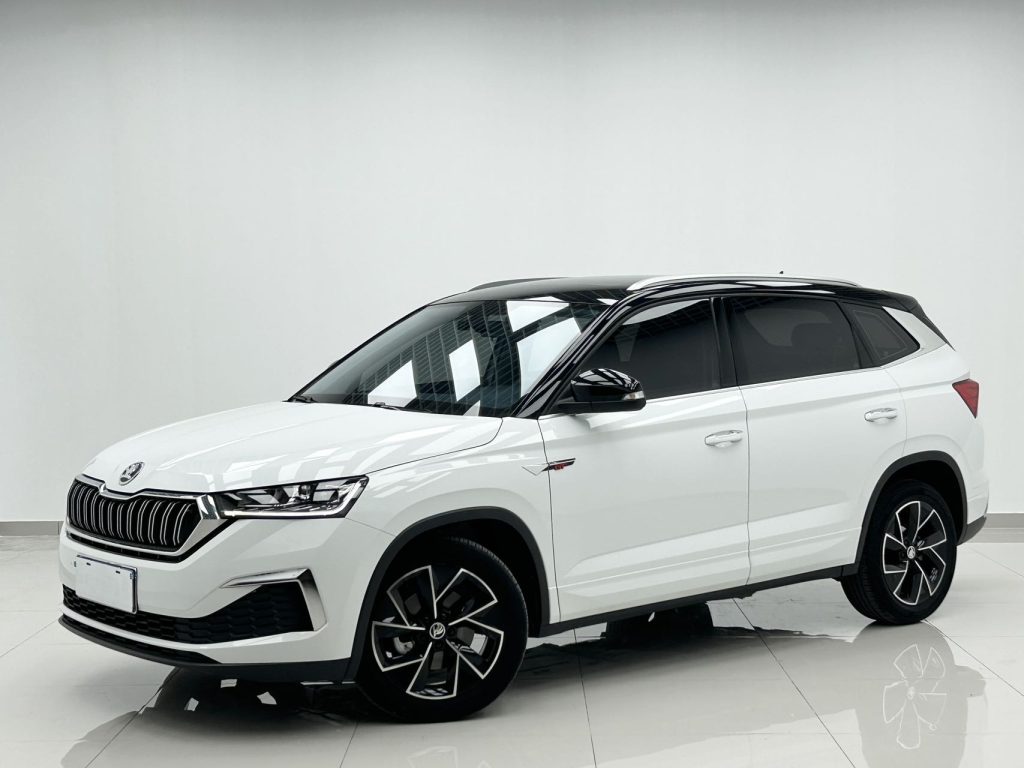Skoda Kamiq, 2023 модельный год, обновленная версия GT 1,5 л, автоматическая коробка передач, версия «Zhenxiang» - AUTO STAR