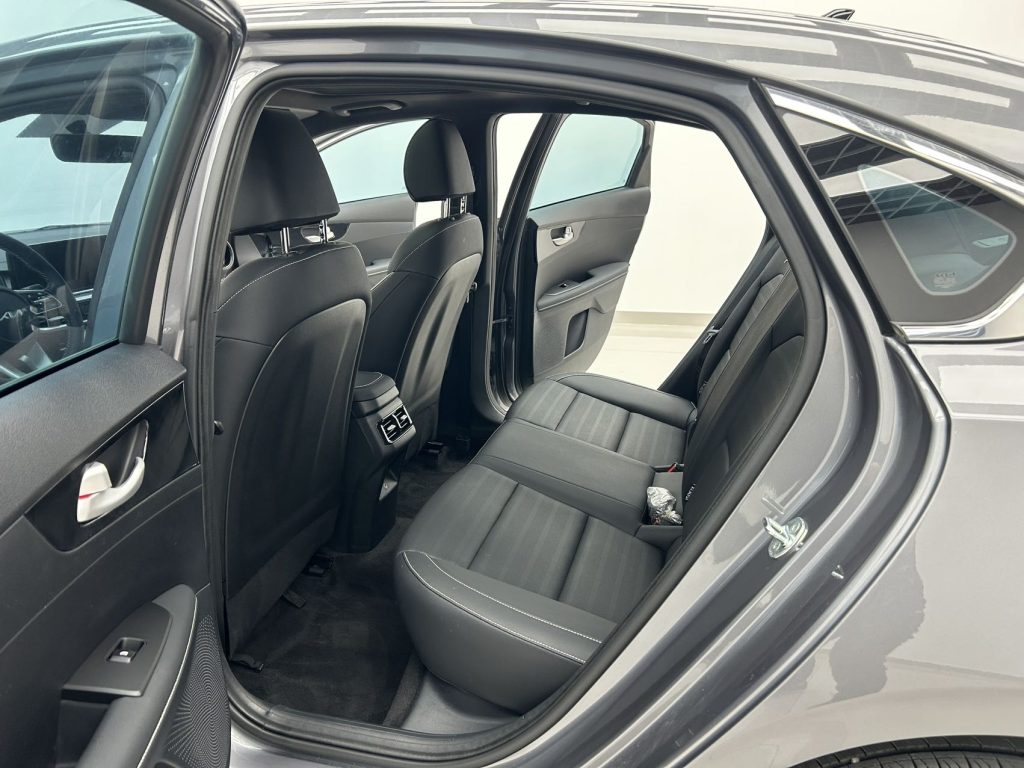 Subaru Forester, 2022 модельный год, 2.0i AWD, версия «Luxury» с EyeSight - AUTO STAR