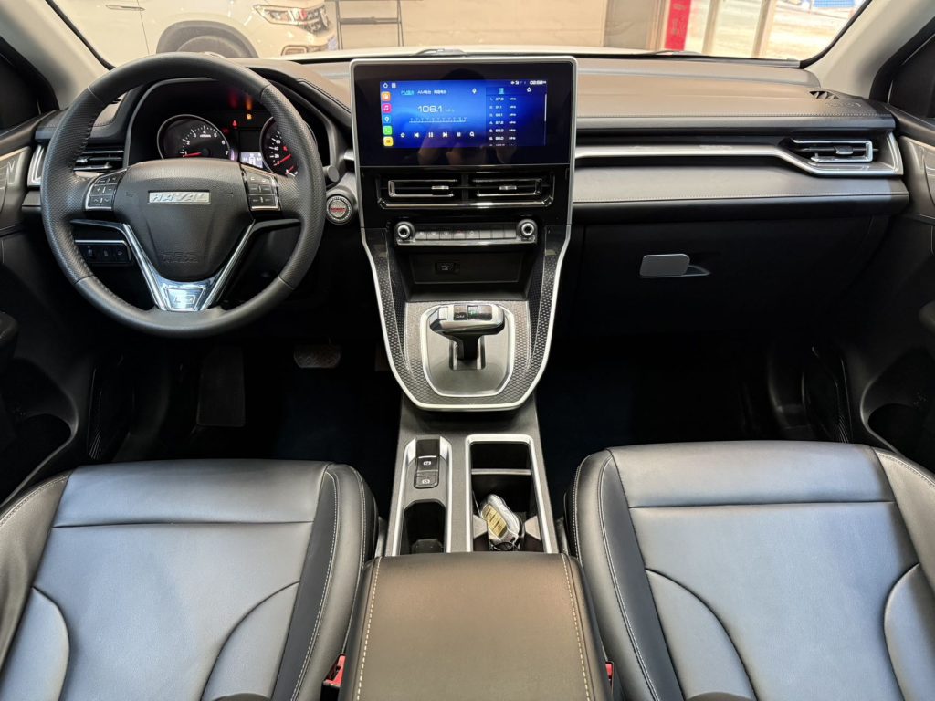 Haval M6 2021 модельного года PLUS 1.5TDCT Luxury Smart Connect Edition - AUTO STAR