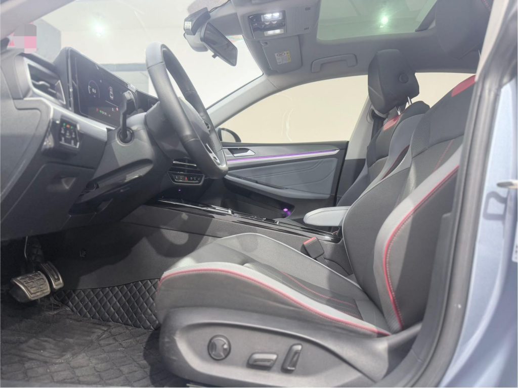 Volkswagen LAMANDO L 2023 года, синий, 280TSI DSG, версия «Cool & Spicy» - AUTO STAR