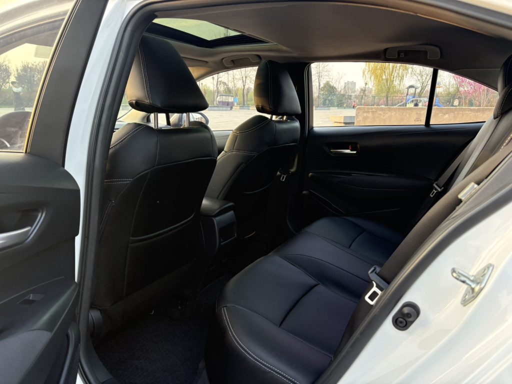 Toyota Corolla, белый, 2021 г. вып., 1.2T S-CVT Elite PLUS - AUTO STAR