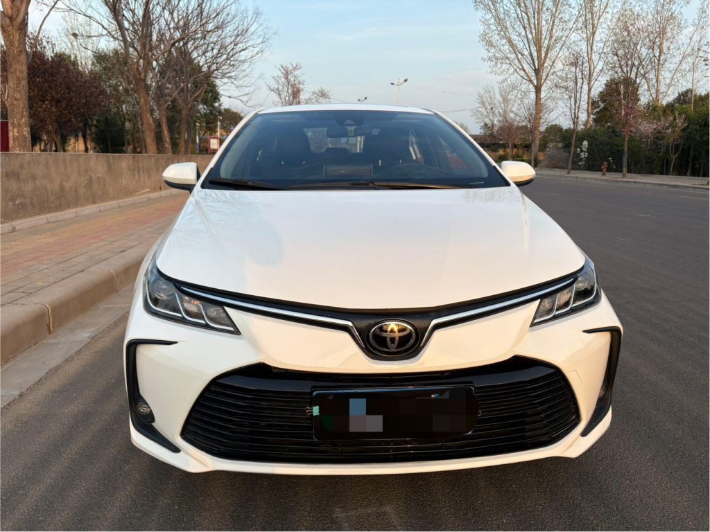 Toyota Corolla, белый, 2021 г. вып., 1.2T S-CVT Elite PLUS - AUTO STAR