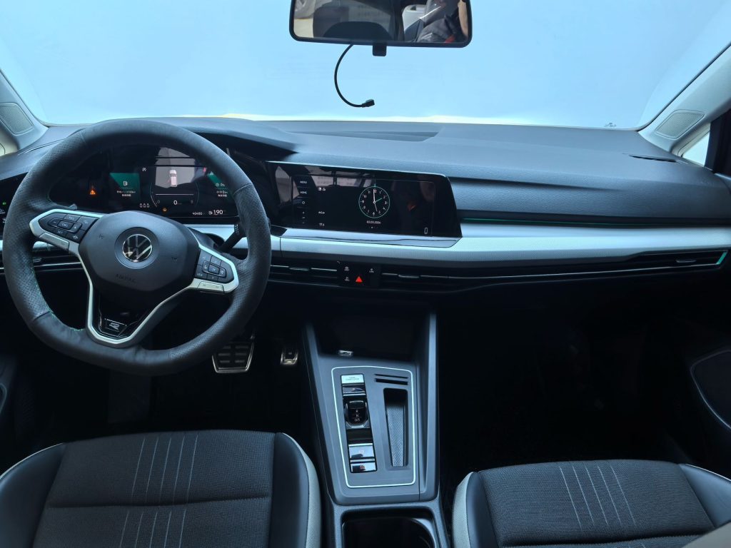 Volkswagen Golf, 2021 модельный год, 280TSI DSG Pro, версия «First Edition» - AUTO STAR