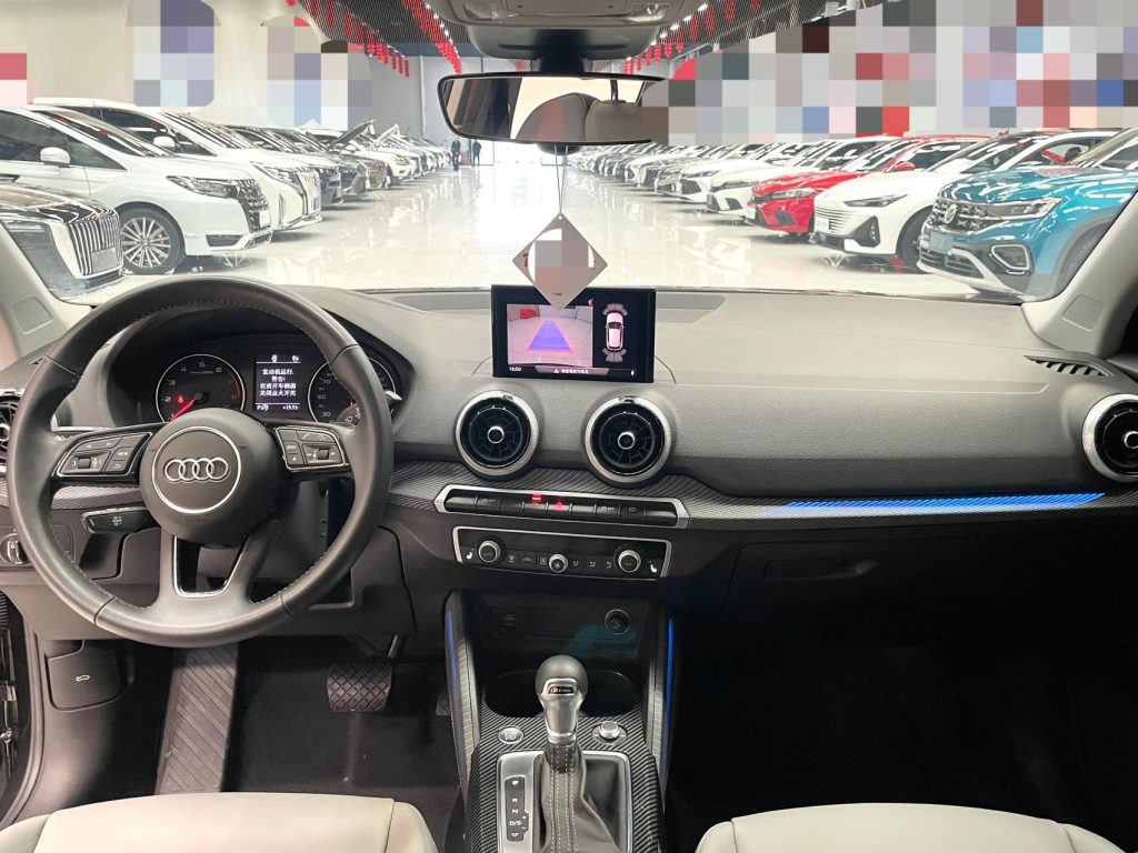 Audi Q2L 2022 модельного года 35 TFSI, версия «Stylish & Elegant» - AUTO STAR