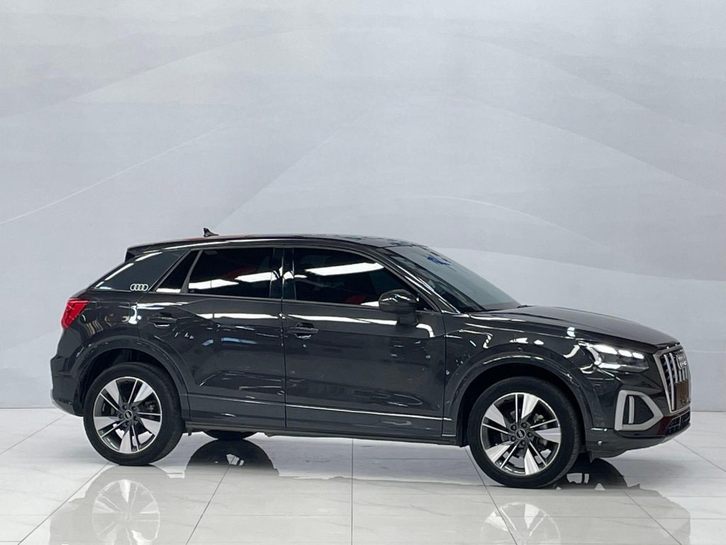 Audi Q2L 2022 модельного года 35 TFSI, версия «Stylish & Elegant» - AUTO STAR