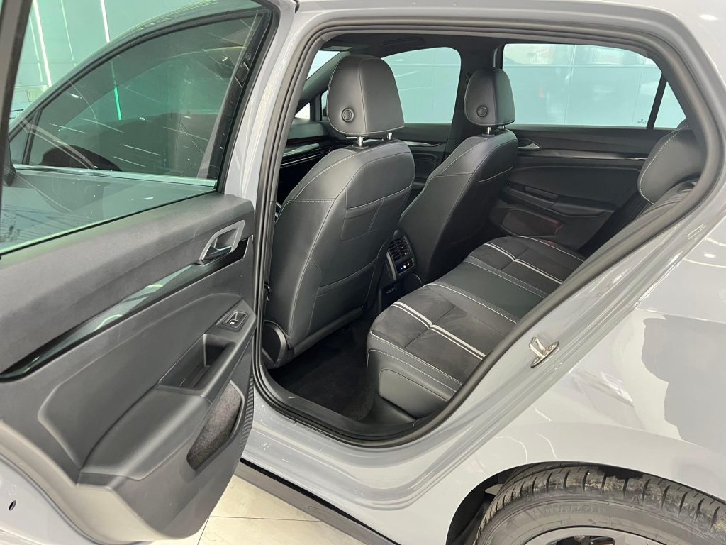 Volkswagen Golf 2021 года, 280TSI DSG R-Line - AUTO STAR