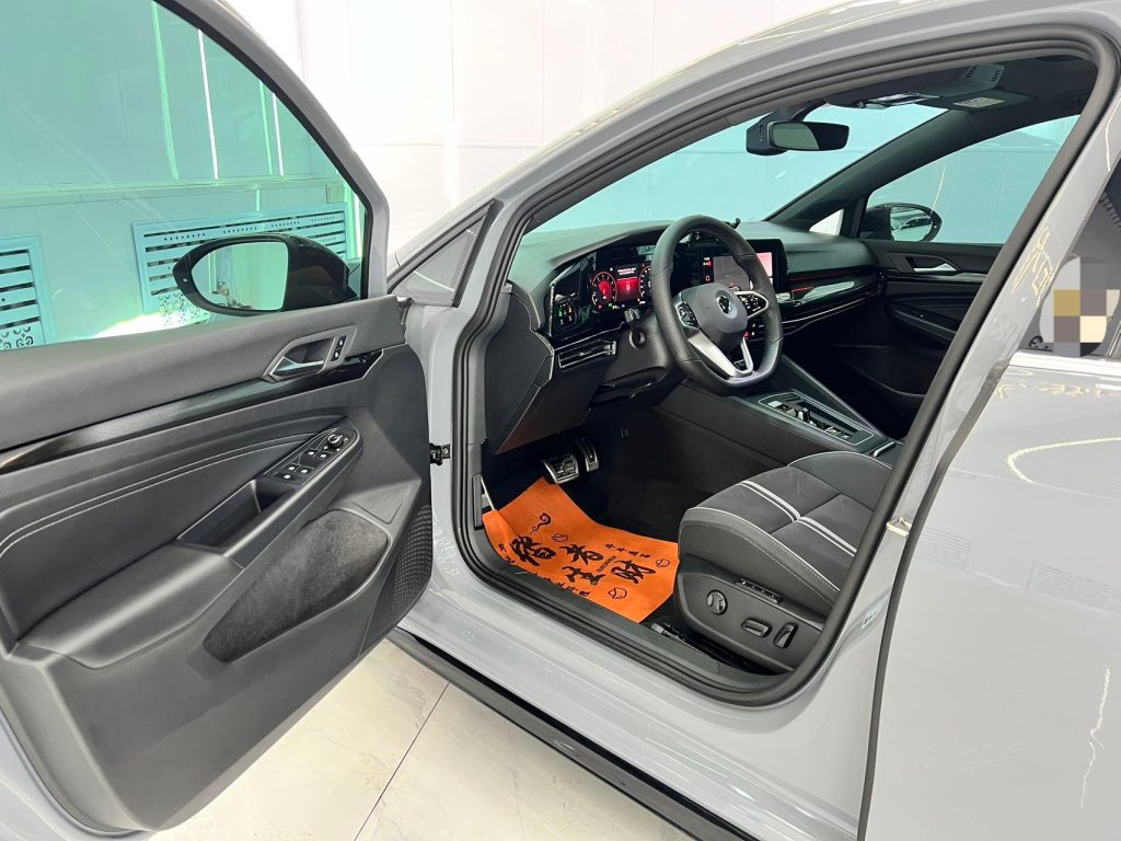 Volkswagen Golf 2021 года, 280TSI DSG R-Line - AUTO STAR