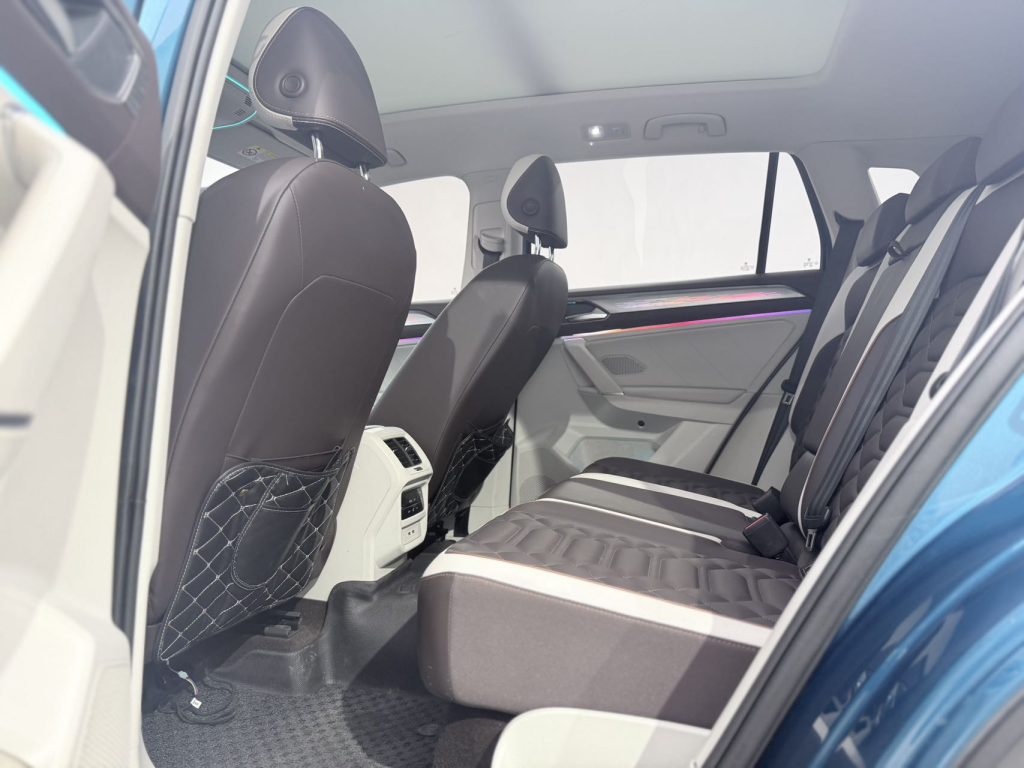 TAYRON 2023 года, 280TSI, передний привод, версия «Luxury PLUS Advanced» - AUTO STAR