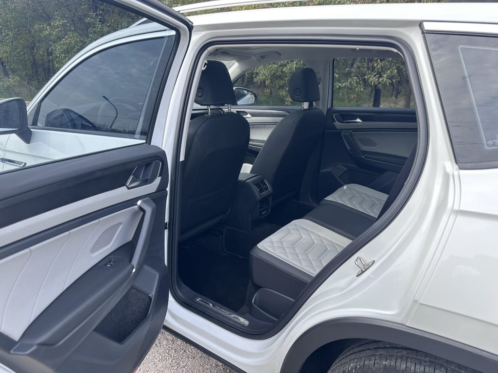 Volkswagen TAYRON 2023 года, 280TSI, 2WD, версия «Luxury Plus Advanced» - AUTO STAR