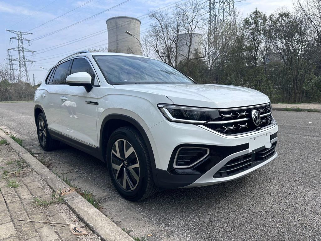 Volkswagen TAYRON 2023 года, 280TSI, 2WD, версия «Luxury Plus Advanced» - AUTO STAR