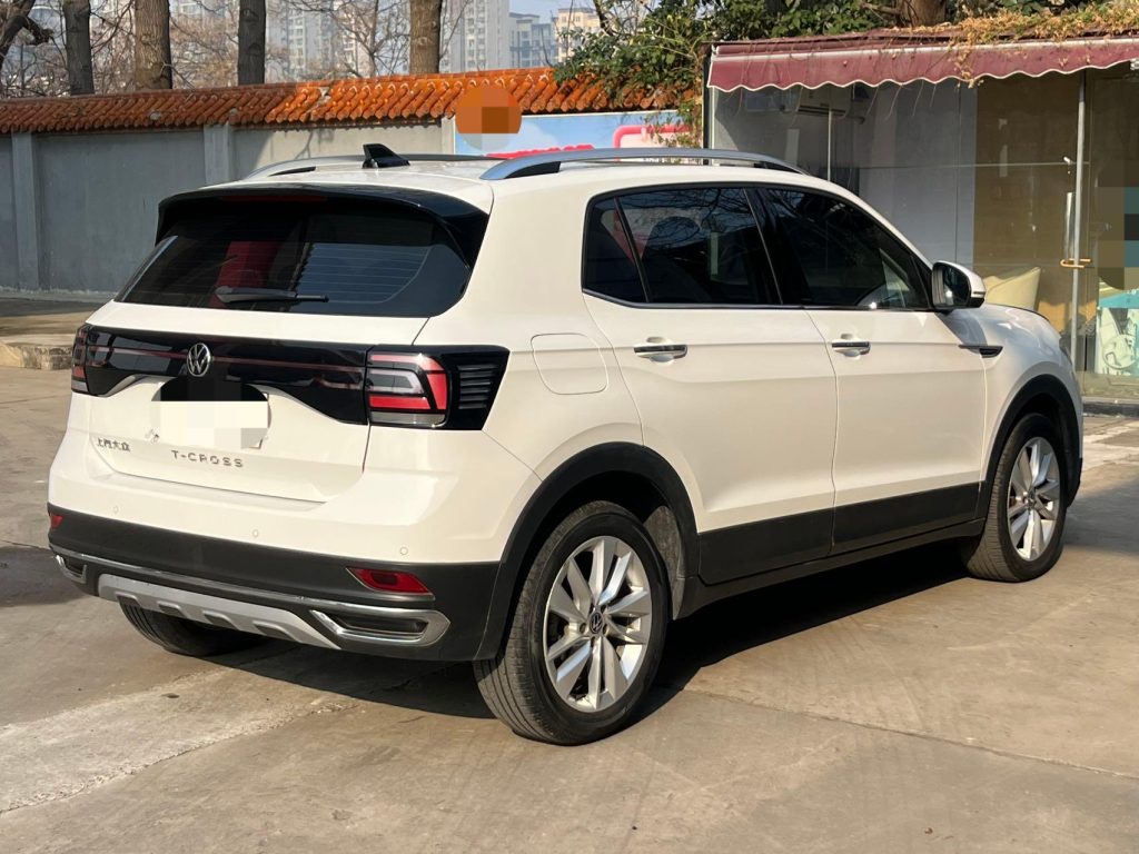 Volkswagen T-cross 2021 года, 1,5 л, автоматическая коробка передач, версия «Комфорт» - AUTO STAR