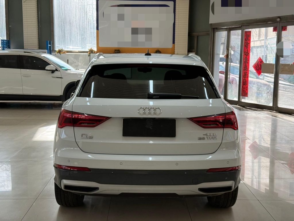 Audi Q3 2022 модельного года, версия 35TFSI «Stylish & Elegant» - AUTO STAR