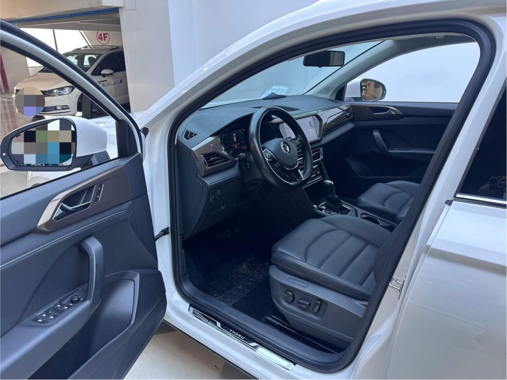 Volkswagen THAUR, 2022 г. выпуска, 280TSI, передний привод, версия «Люкс» - AUTO STAR