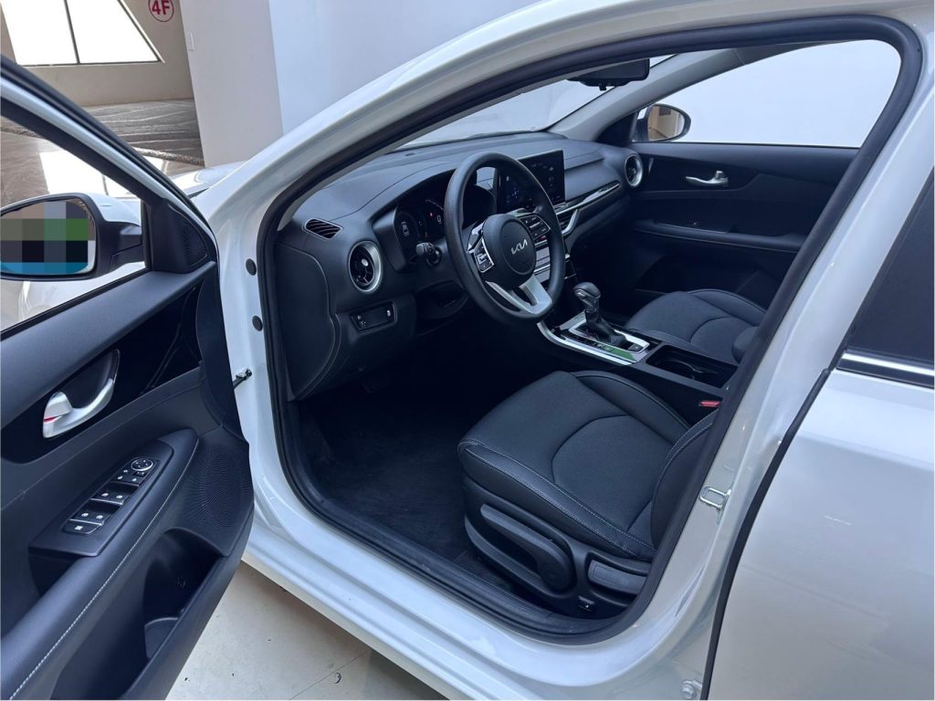 Kia K3 2021 модельный год обновленная версия 1,5 л CVT Fashion - AUTO STAR