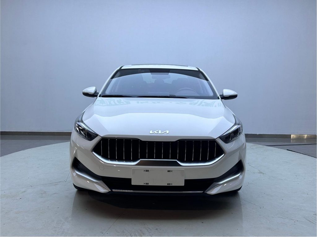 Kia K3 2021 модельный год обновленная версия 1,5 л CVT Fashion - AUTO STAR