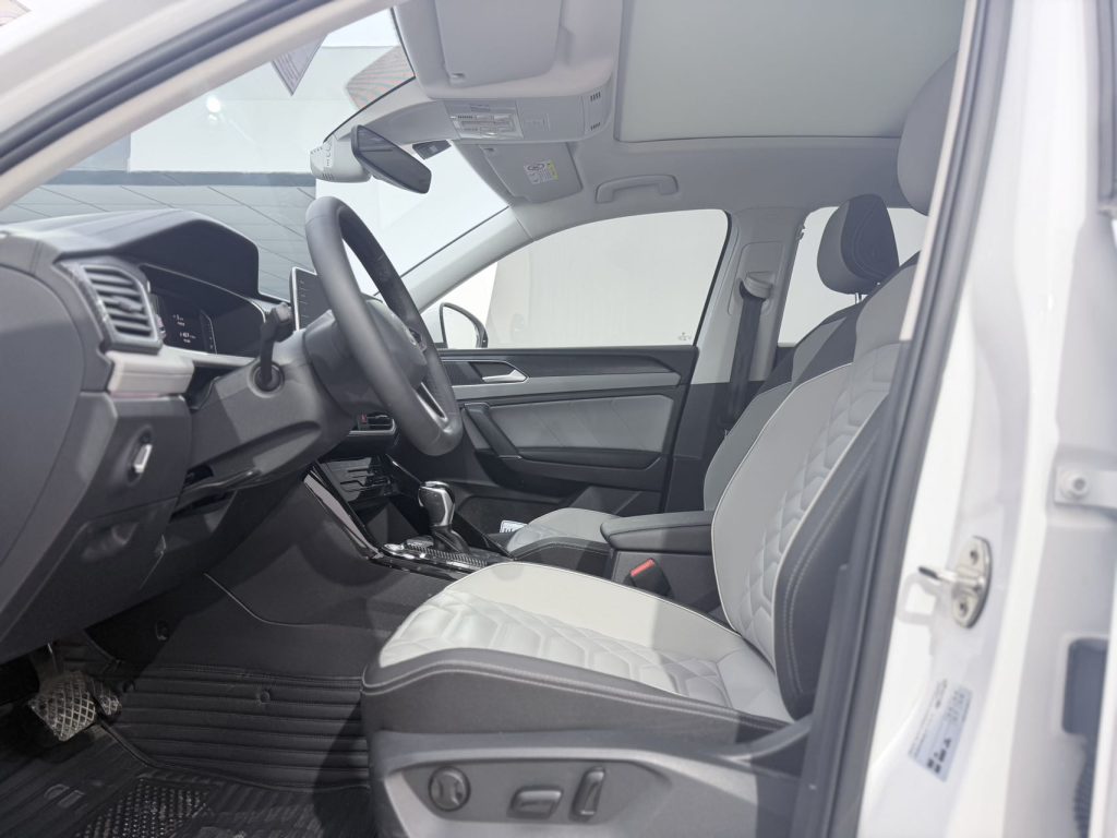 TARRON 2023 года, 280TSI, передний привод, версия «Luxury PLUS Advanced» - AUTO STAR