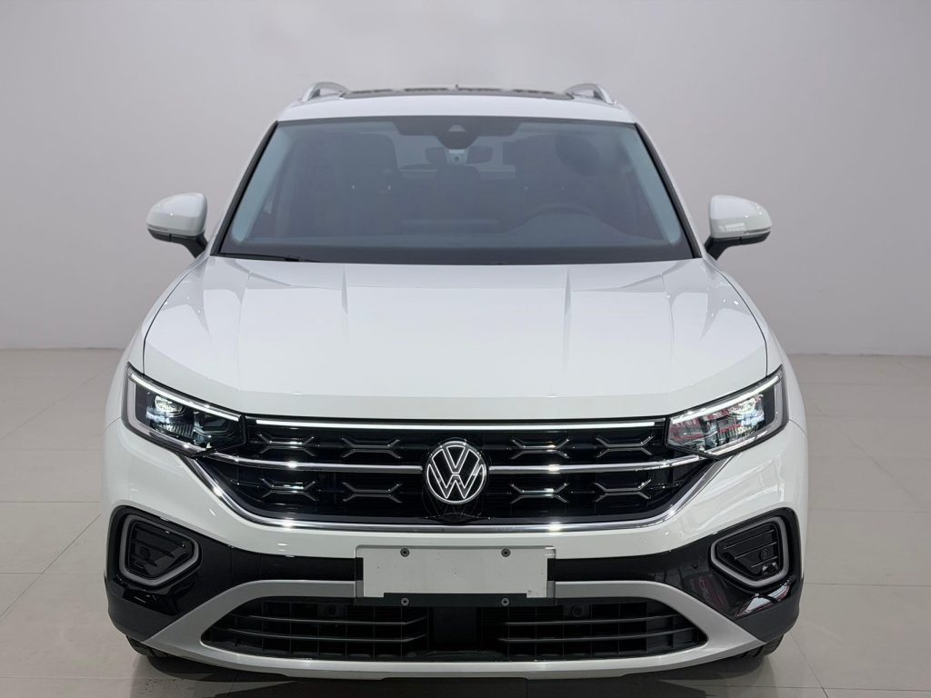 TARRON 2023 года, 280TSI, передний привод, версия «Luxury PLUS Advanced» - AUTO STAR