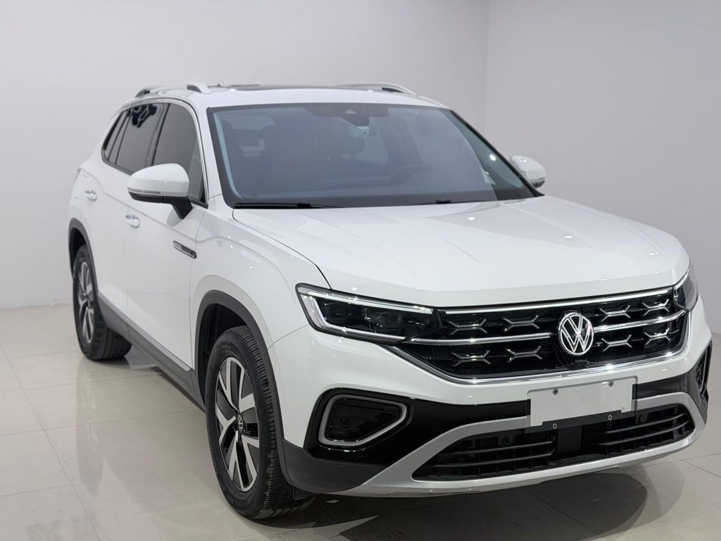 TARRON 2023 года, 280TSI, передний привод, версия «Luxury PLUS Advanced» - AUTO STAR