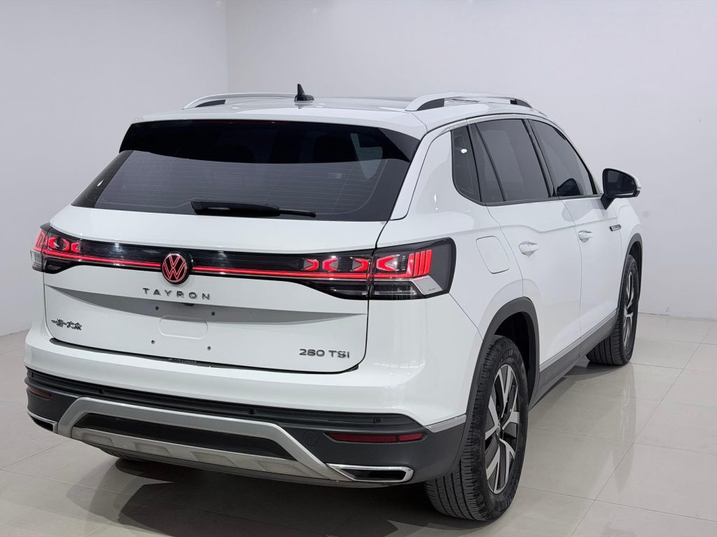 TARRON 2023 года, 280TSI, передний привод, версия «Luxury PLUS Advanced» - AUTO STAR