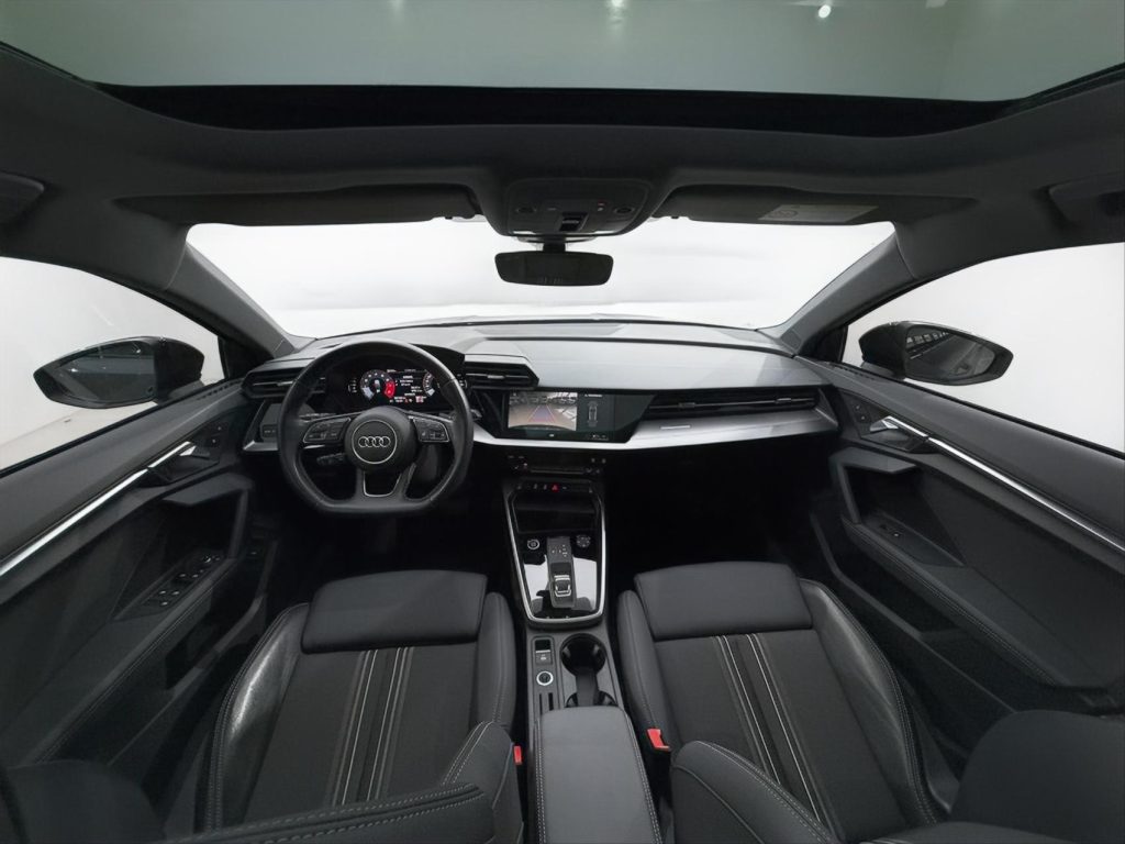 Audi A3 2023 года, Sportback 35TFSI, версия «Sporty» - AUTO STAR