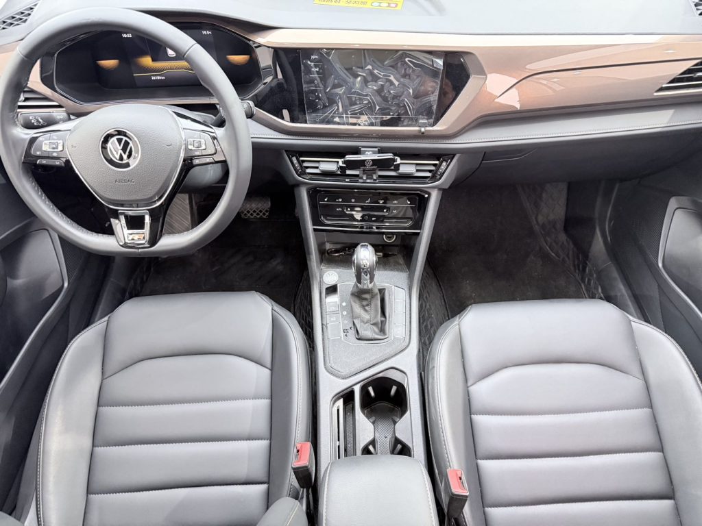 THARU 2022 года, 280TSI, передний привод, версия «Люкс» - AUTO STAR