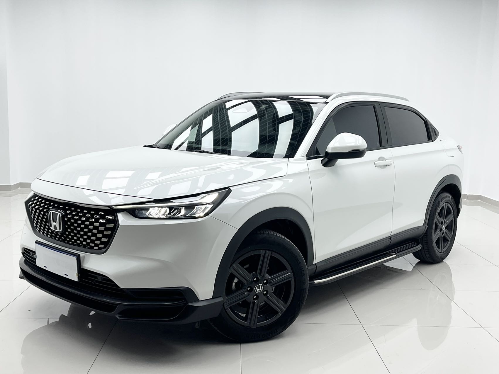 Honda XR-V 2023 модельного года 1,5 л CVT версия «Hot Wave»