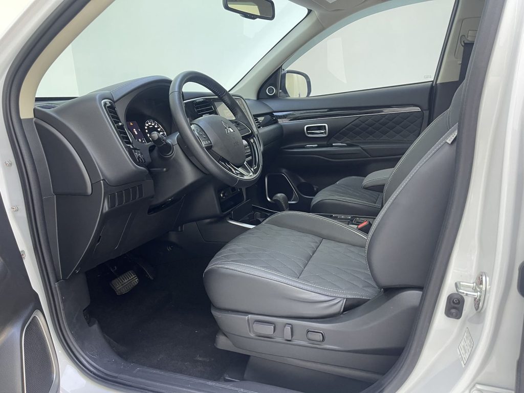 Mitsubishi Outlander, 2021 г. выпуска, 2,0 л, передний привод, версия «Changxiang», 5-местный - AUTO STAR