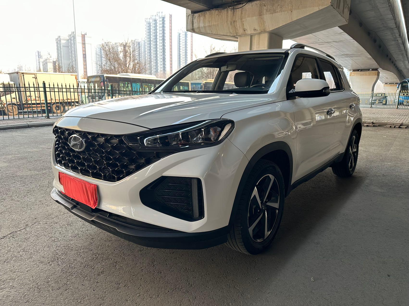 Beijing Hyundai ix35  2021 модельный год  240TGDi DCT  Передний привод  GLS Leading Edition
